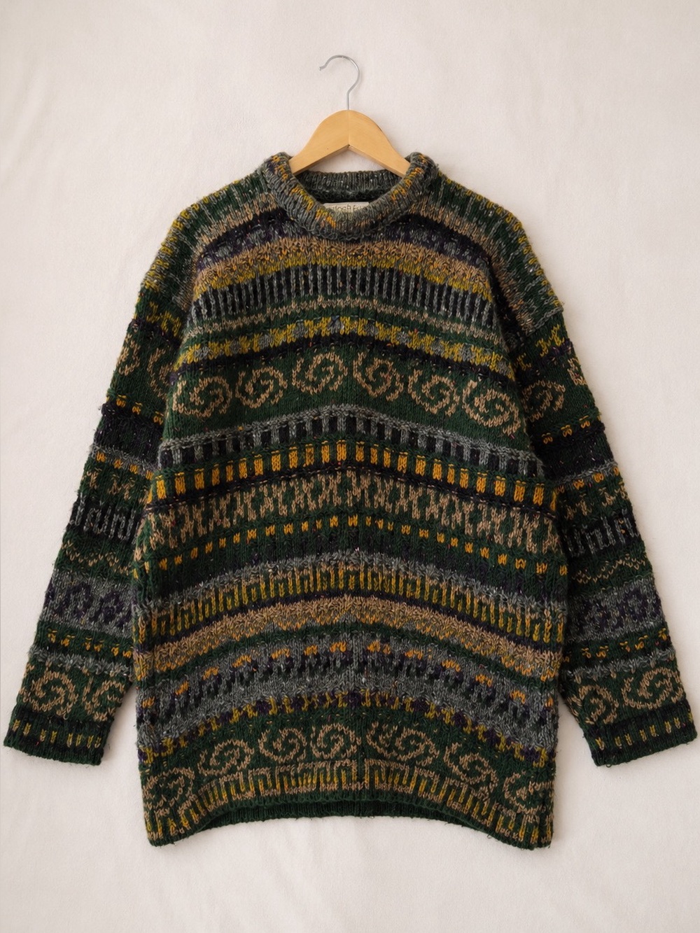 Vintage Siochain 100% Pure New Wool Handloomed Irish Sweater Chunky Knit